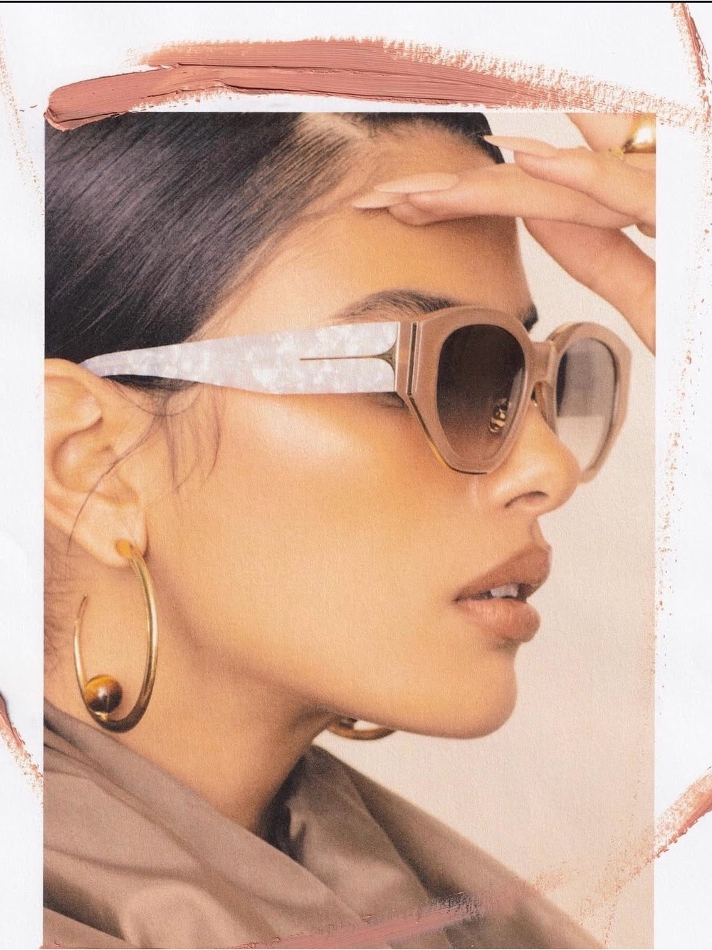 DEZI Charge It Sunglasses in Nude Pearl Gradient
